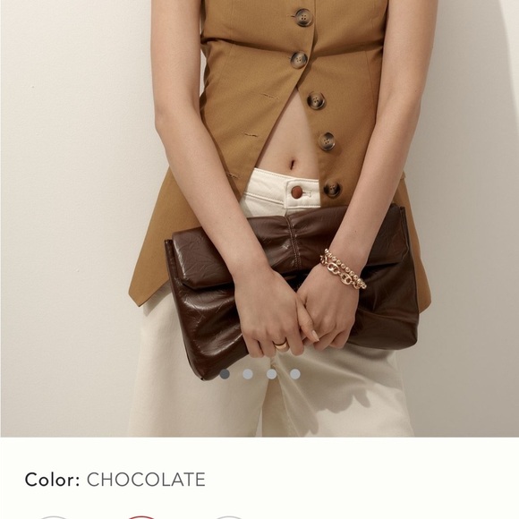 NWT new Anthropologie scrunched envelope clutch faux leather crossbody brown bag - Picture 17 of 17